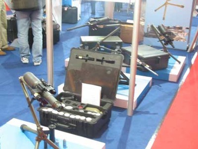 各种警用器材亮相中国国际警用装备博览会(8)_新浪军事_新浪网